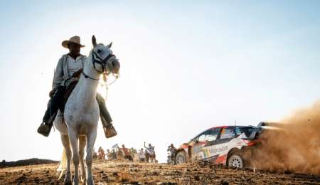 Ogier acaricia la victoria y Tanak se mete como escolta en México