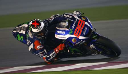 Lorenzo lidera en Qatar