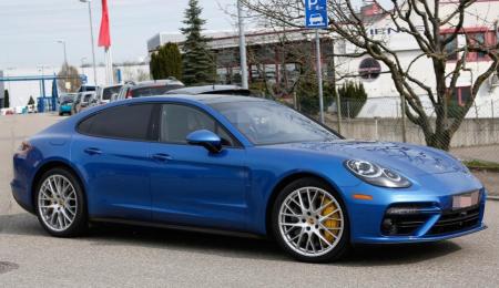 PORSCHE DESLUMBRO CON SU NUEVO PANAMERA 