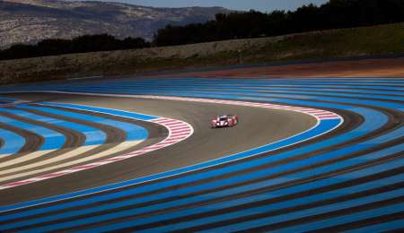 Reabren los circuitos en Francia