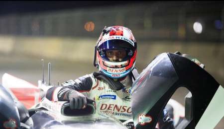 Pechito corre en Japón