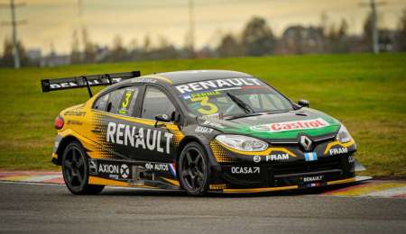 El equipo Renault realizó una prueba aerodinámica en Rafaela