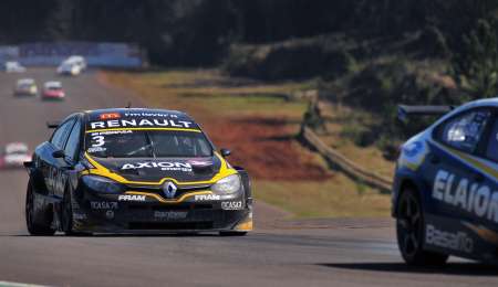 Renault Sport se mantiene arriba en el campeonato de equipos