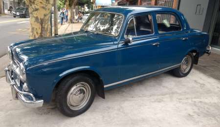Peugeot 403 con acento francés y algo más