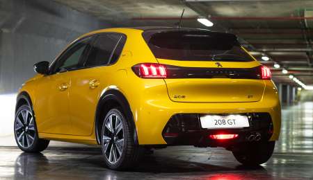 Peugeot otorga dinamismo al 208: lanzó el GT y GT Line