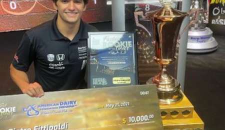 Pietro Fittipaldi premiado en Indianápolis