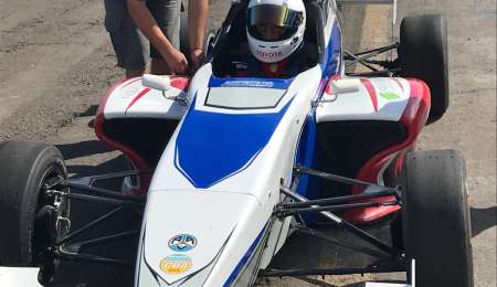 JUAN PABLO PILO DEBUTA EN FÓRMULA RENAULT