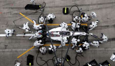 Williams ganó en los boxes