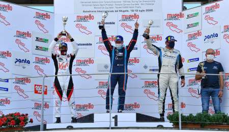 Franco Girolami subió al podio en la segunda carrera del TCR Italiano