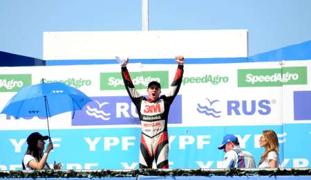 El podio del Turismo Carretera en Termas