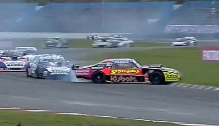 Ponte y el toque a Ortelli: “Se me quedó acelerado a fondo”