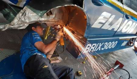 Trabajos intensos en el Chevrolet Cruze de Canapino