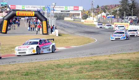 Violeta quiere seguir reinando entre las damas