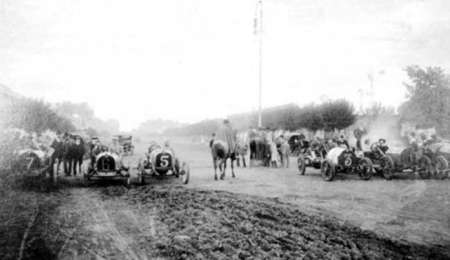  Hace 101 años comenzaba la historia de Atlético Rafaela en Automovilismo