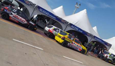 Intensas Pruebas del Turismo Pista en San Nicolás