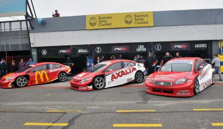 Cáceres y Ciantini buscan un buen resultado para el PSG