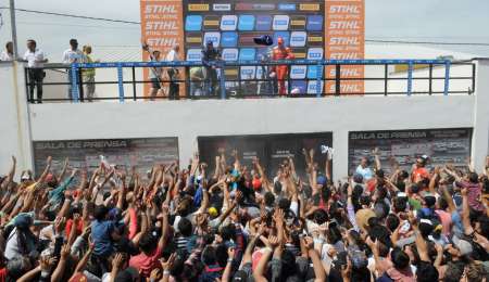 El público del Súper TC2000 en Mendoza