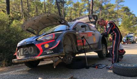 Abandona Neuville, se retrasa Ogier, Gana Tanak en Turquía