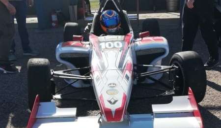 Brian Quevedo probó un Fórmula 2.0 en Bahía Blanca