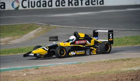 Reinoso dominó el primer ensayo en Rafaela