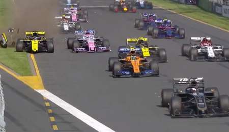 Ricciardo a bordo del Renault en Barcelona