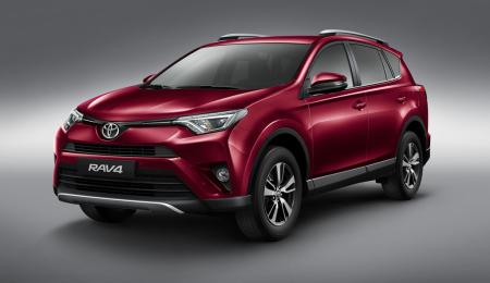 Toyota rebajó los precios de la RAV4