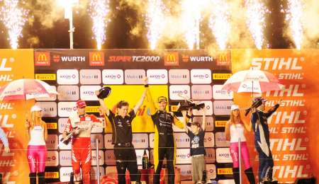 Las mejores imágenes de la carrera nocturna en Santa Fe