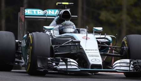 Rosberg cerró los test adelante
