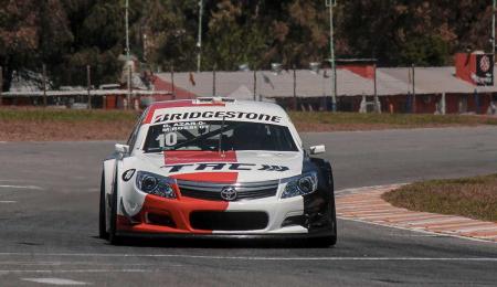 Azar y Rossi, los hombres de la clasificación en Buenos Aires