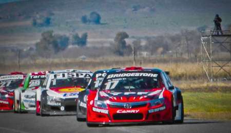 Matías Rossi y Diego Azar, los últimos ganadores en Olavarría