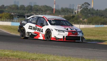 ¿Un abandono que complica la clasificación de Rossi a la Copa?