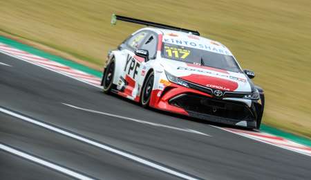 Rossi finalizó 16° la primera final del sábado en Velocitta