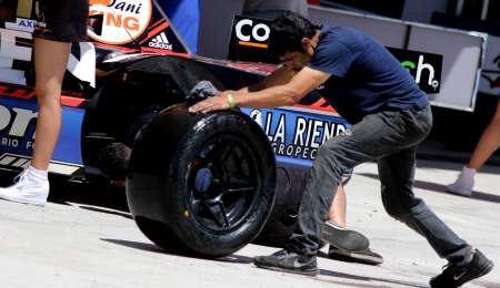 ¿Por qué dudaron los rivales de las gomas de Rossi?