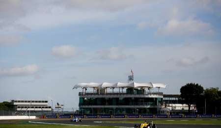 Fenestraz con la pole para la carrera uno en Silverstone