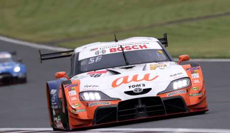 Difícil clasificación para Fenestraz en Suzuka