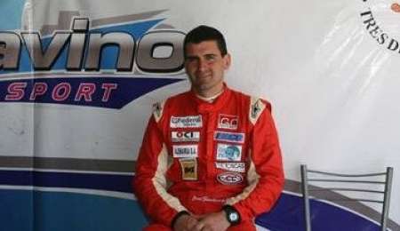 Savino con Machete Esteban