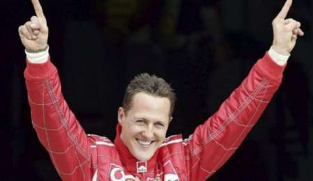 Michael Schumacher fue trasladado a París para un tratamiento