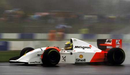 La legendaria vuelta de Ayrton Senna en Donington