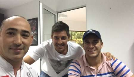 Yannantuoni y Werner ya observan sus Peugeot