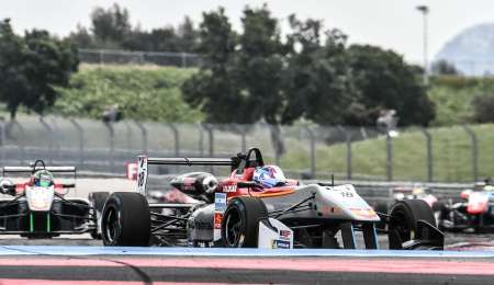 Siebert remontó en la segunda carrera