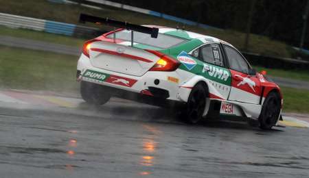 Honda está con las luces encendidas