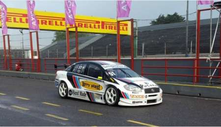 Peluso arrancó con el pie derecho