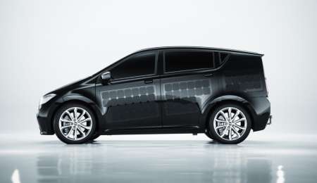 Lanzarán un auto eléctrico con paneles solares