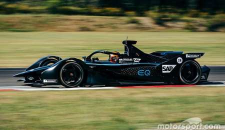 Mercedes sigue desarrollando su Fórmula E