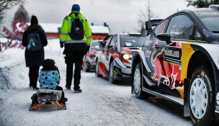 Así corre el WRC en la nieve de Suecia