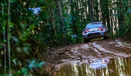 Ott Tanak se le escapa a Ogier en Chile