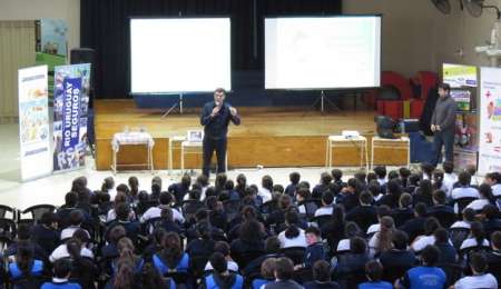 TC2000 VA A LA ESCUELA, DE GIRA POR EL LITORAL