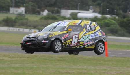 Telo se quedó con la pole