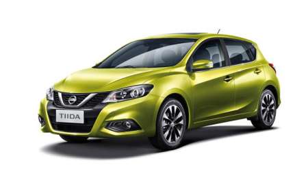 Nissan mostró el renovado Tiida en el Salón de Pekín
