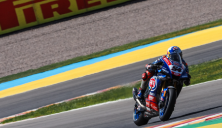 Razgatlioglu el mejor del viernes; Rea se cayó